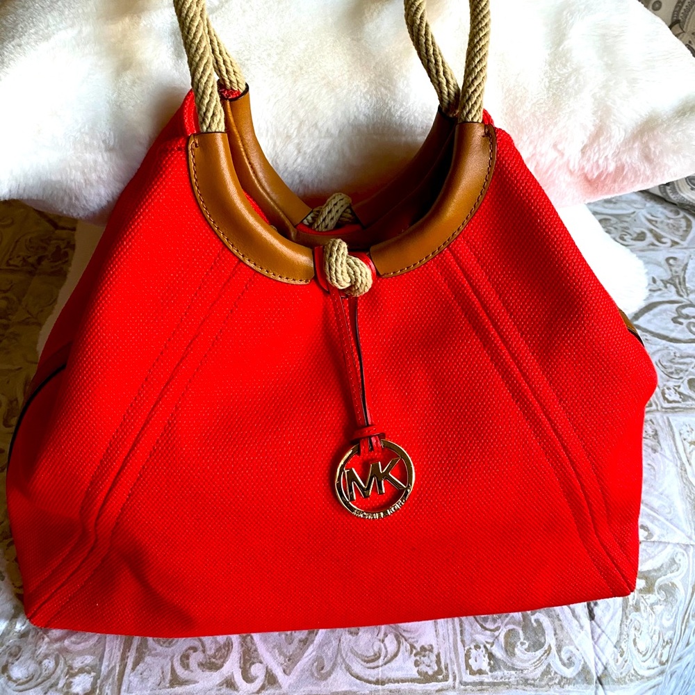MICHAEL KORS BAG AUTHENTIC